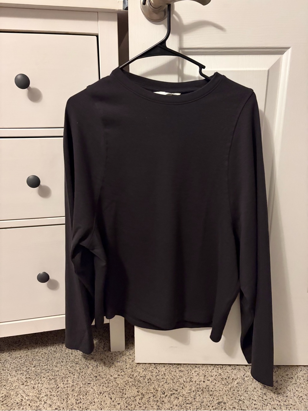 H&M Classic Black Long-Sleeve Crewneck Top